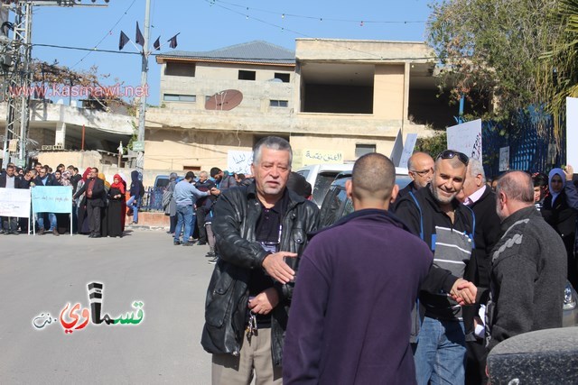 فيديو: رئيس البلدية في المسيرة التضامنية مع الاستاذ طارق ورسالة الى الشرطة  تحصيلكم وانجازاتكم في السنوات الاخيرة صفر   